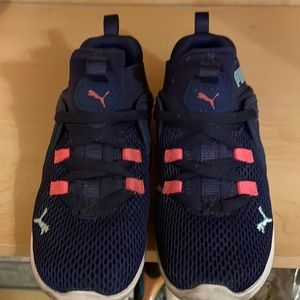 Puma toddler girls size 10 like new worn once